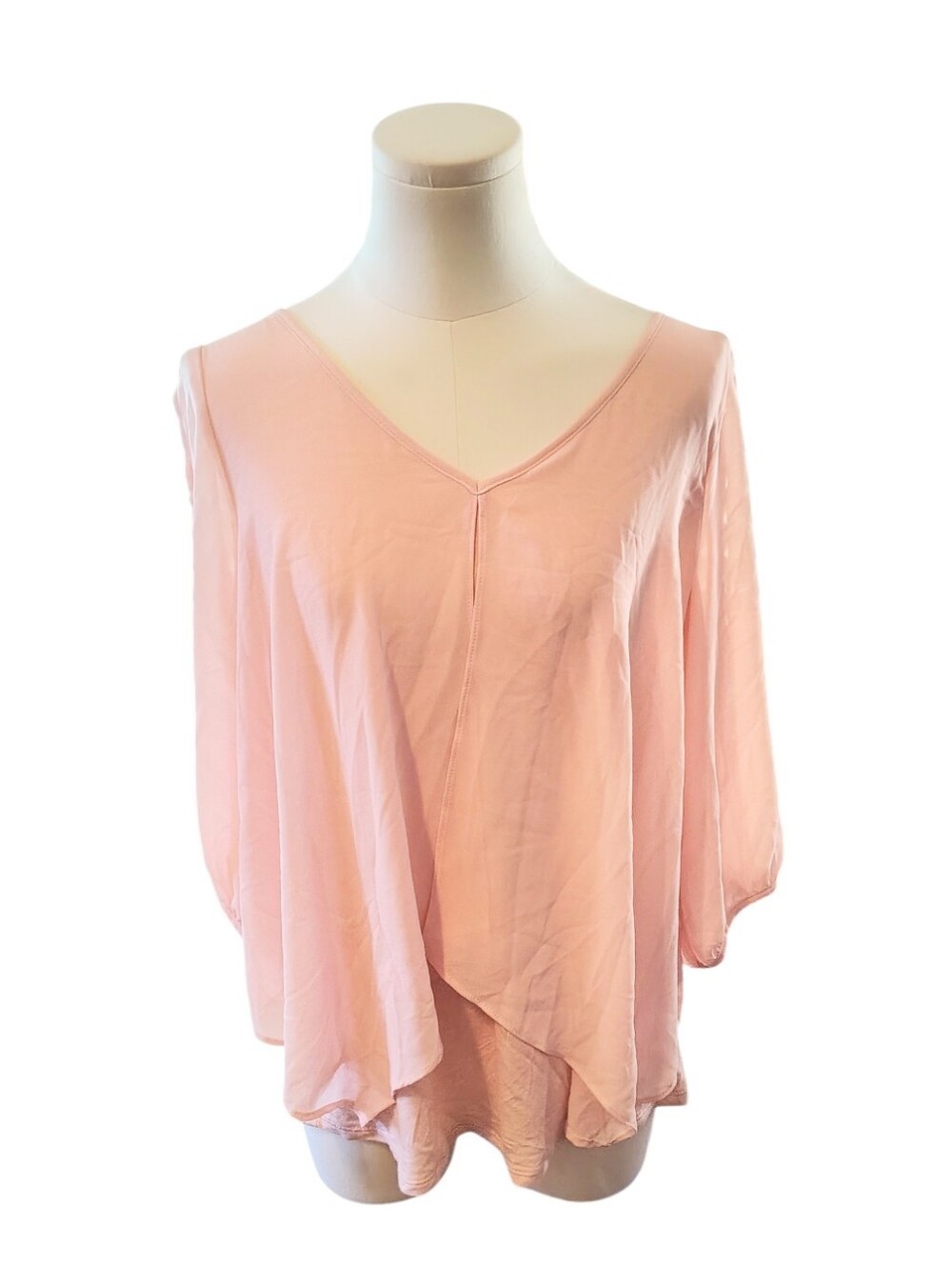 By & By Feminine Flowy Lightweight Pale Pink Split Back Open Arm Blouse Size XL